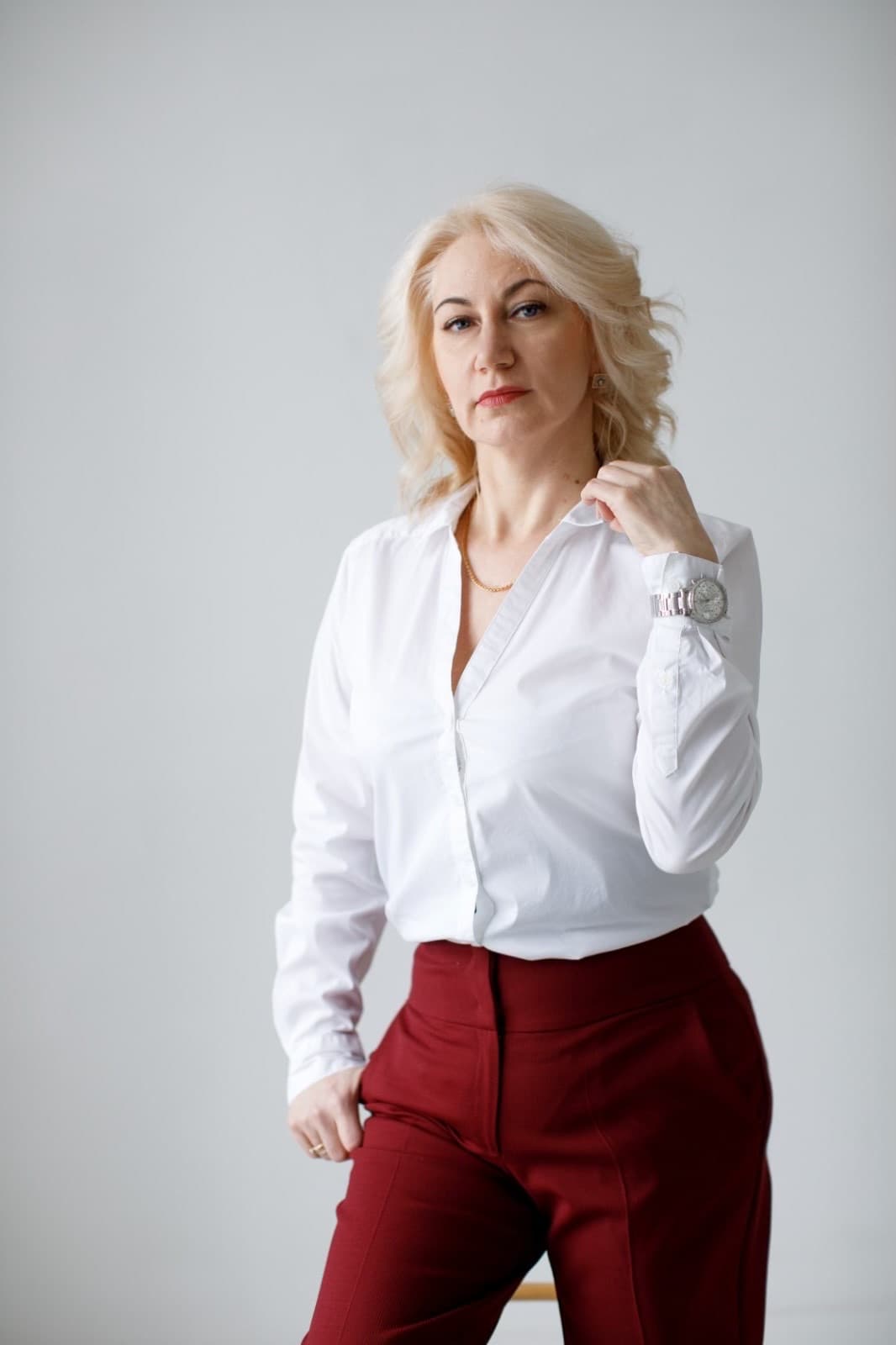 Лариса Гвозденко — мастер маникюра и педикюра
